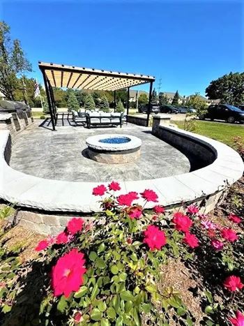 Grilling & firepit area